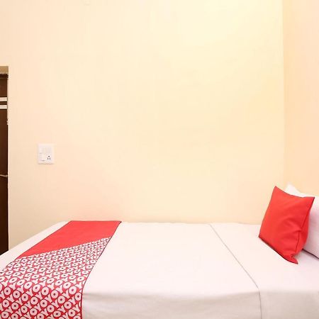 Oyo Flagship Armaan Resort Shāhpur Kültér fotó