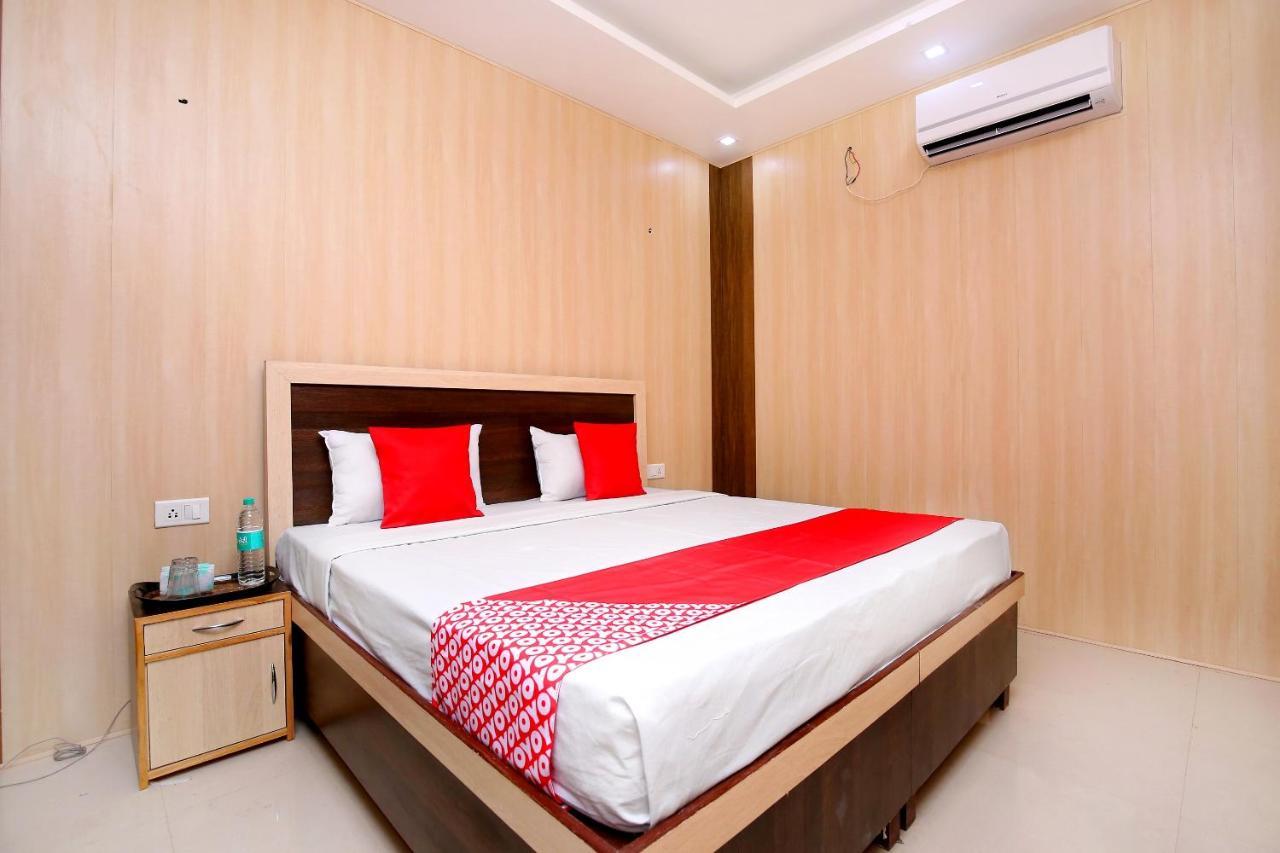 Oyo Flagship Armaan Resort Shāhpur Kültér fotó