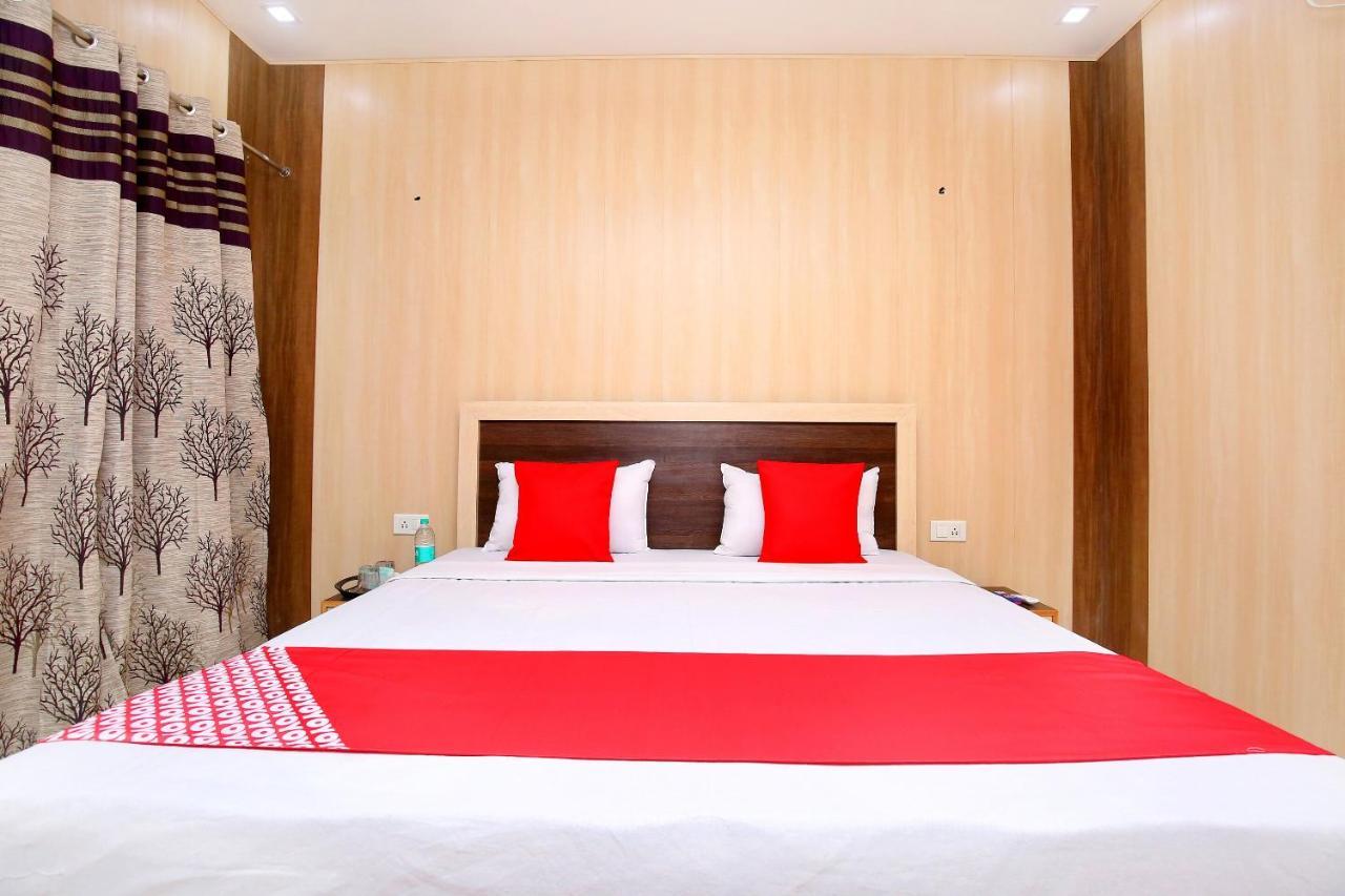 Oyo Flagship Armaan Resort Shāhpur Kültér fotó